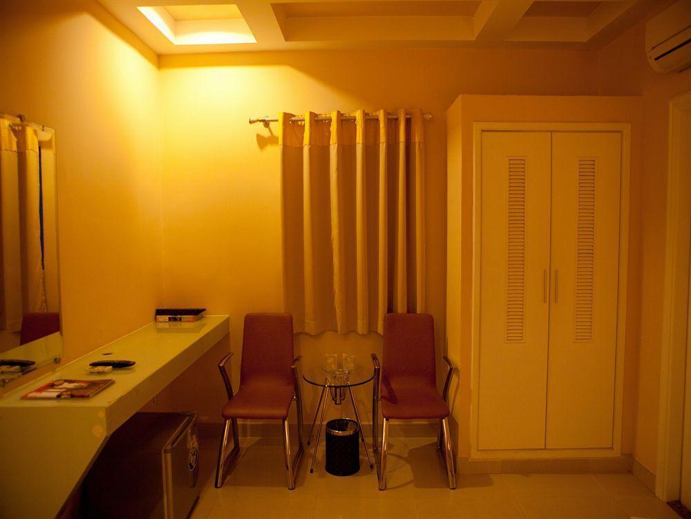 King Star Hotel Ho Chi Minh-stad Buitenkant foto